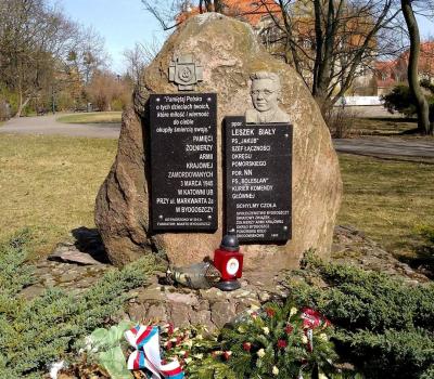 Pomnik upamiętniający podporucznika Leszka Białego ps. „Jakub” - Bydgoszcz