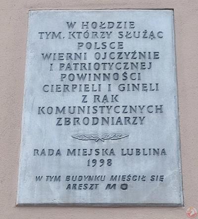 Tablica upamiętniająca ofiary aresztu MO - Lublin