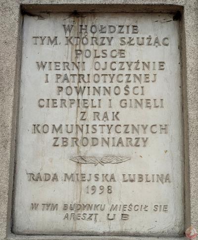 Tablica upamiętniająca ofiary aresztu UB - Lublin