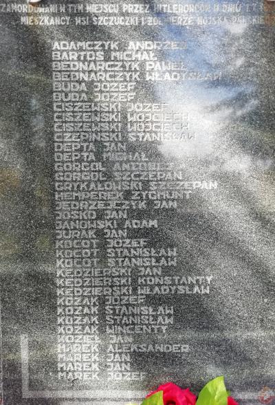 Pomnik upamiętniający pierwszy masowy mord ludności cywilnej na Lubelszczyźnie - Szczuczki