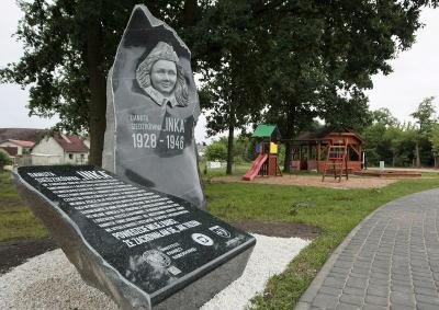 Pomnik Danuty Siedzikówny - Krzeszyce