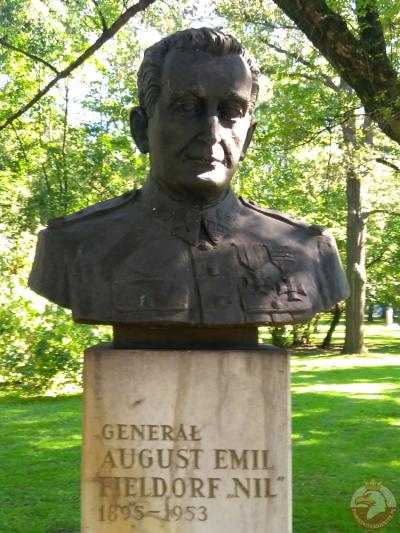 Pomnik generała Augusta Emila Fieldorfa ps. „Nil” - Kraków