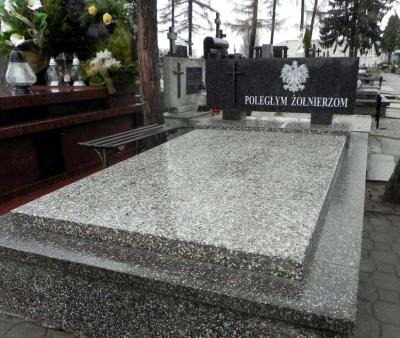 Grób Powstańców Styczniowych i żołnierzy poległych w czasie I Wojny Światowej - Słomniki
