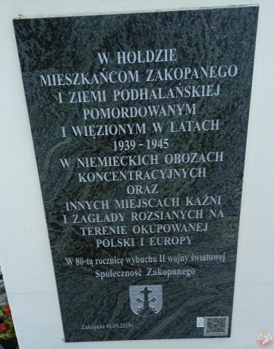 Tablica hołdzie mieszkańcom zakopanego pomordowanym w niemieckich obozach