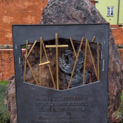 Pomnik ofiar Katynia - Warszawa