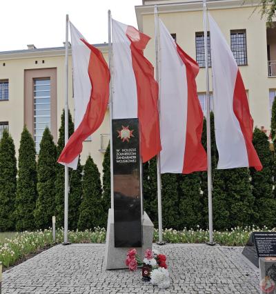 Pomnik w hołdzie żołnierzom Żandarmerii Wojskowej