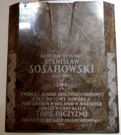 Tablica upamiętniająca gen. Stanisława Sosabowskiego - Warszawa