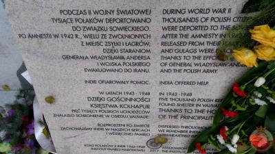 Tablica upamiętniająca przyjęcie polskich uchodźców w Indiach - Warszawa