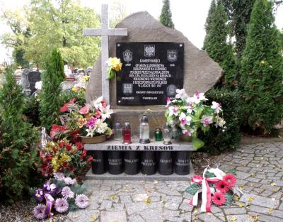 Głaz upamiętniający ofiary ludobójstwa na ludności polskiej Kresów Wschodnich - Głubczyce