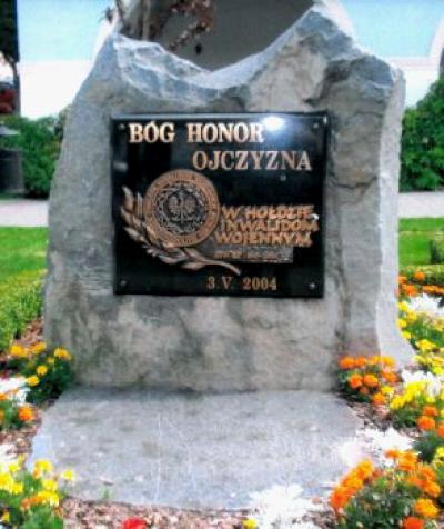 Głaz upamiętniający inwalidów wojennych - Kluczbork