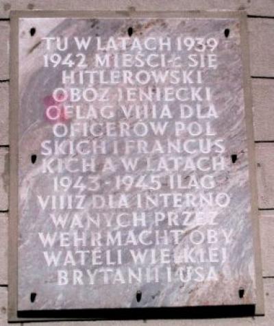 Tablica upamiętniająca miejsce istnienia hitlerowskiego obozu jenieckiego - Kluczbork