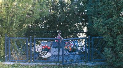 Mogiła zbiorowa jeńców wojennych obozu hitlerowskiego w Łambinowicach - Niwnica