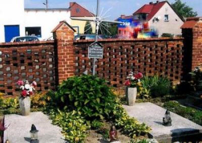 Mogiła zbiorowa żołnierzy poległych podczas II wojny światowej - Sławice