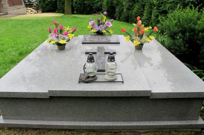 Grób zbiorowy Powstańców Śląskich - Zalesie Śląskie