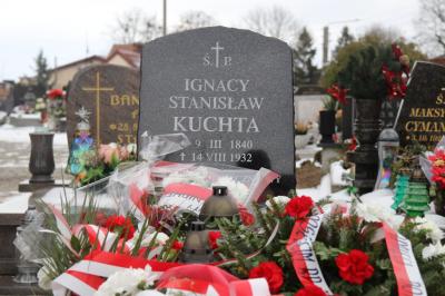 Grób weterana Powstania Styczniowego Ignacego Stanisława Kuchty - Dąbrówka