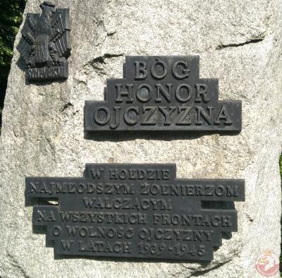 Obelisk poświęcony najmłodszym żołnierzom walczącym w II wojnie światowej