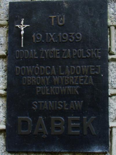 Pomnik w miejscu wojennego pochówku płk. Stanisława Dąbka - Gdynia