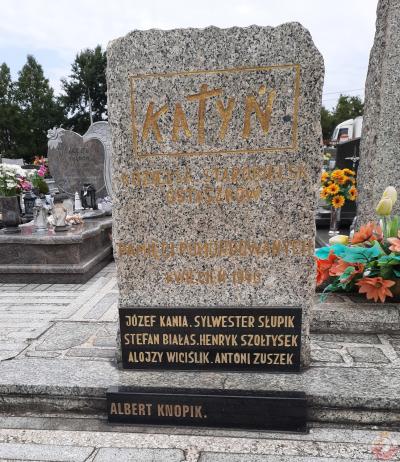 Mogiła Powstańców Śląskich i pomordowanych w Katyniu - Czerwionka-Leszczyny