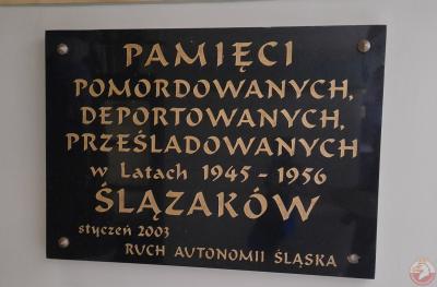 Tablica upamiętniająca pomordowanych i deportowanych Ślązaków - Czerwionka-Leszczyny