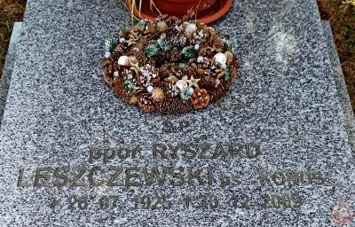 Grób ppor. Ryszarda Leszczewskiego ps. „Konus”