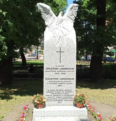 Pomnik poświęcony Orlętom Lwowskim i Kadetom Lwowskim - Katowice