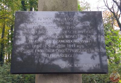 Grób zbiorowy wojenny członków ruchu oporu rozstrzelanych przez hitlerowców