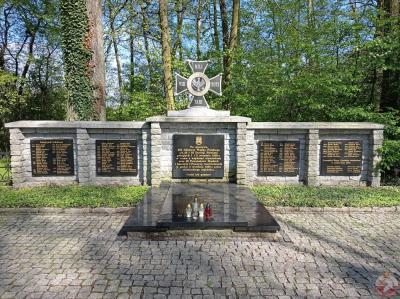 Pomnik pamięci 205 żołnierzy Wojska Polskiego - Pszczyna