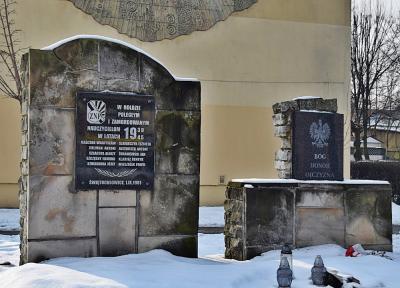 Pomnik upamiętniający nauczycieli poległych w czasie II wojny światowej - Świętochłowice