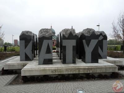 Pomnik ofiar Katynia 1940 - Tychy
