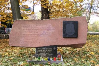 Pomnik poświęcony zamachowi dokonanemu na agenta gestapo Franza Witteka - Kielce