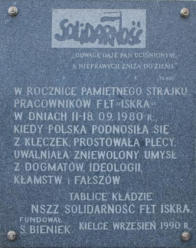 Tablica upamiętniająca strajk pracowników FŁT "Iskra" - Kielce