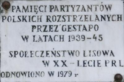 Pomnik w miejscu masowych straceń 1939-1945