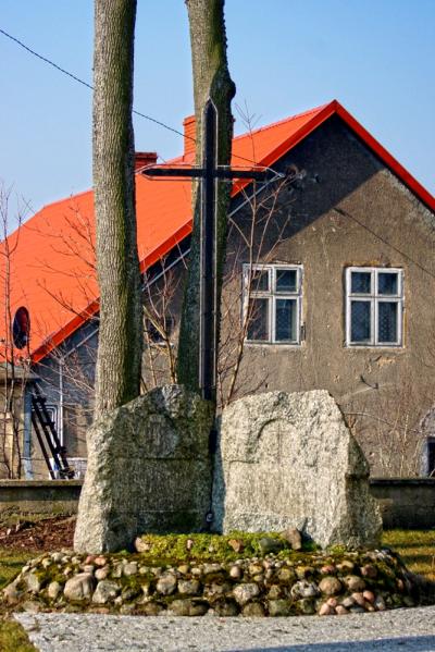 Pomnik poległym podczas I wojny światowej - Trelkowo