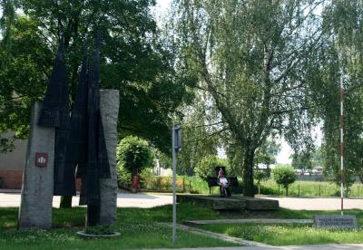 Pomnik powstańców wielkopolskich i ofiar II wojny światowej - Kobylin