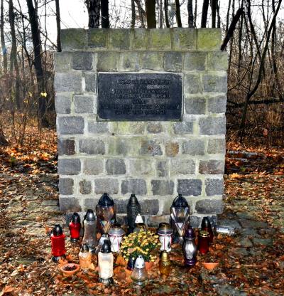 Pomnik upamiętniający więźniów Fortu VII zamordowanych przez Niemców - Poznań